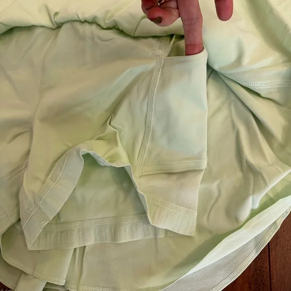 Lululemon Green Court Rival Hi Rise Skirt Sz 6 - Picture 11 of 16